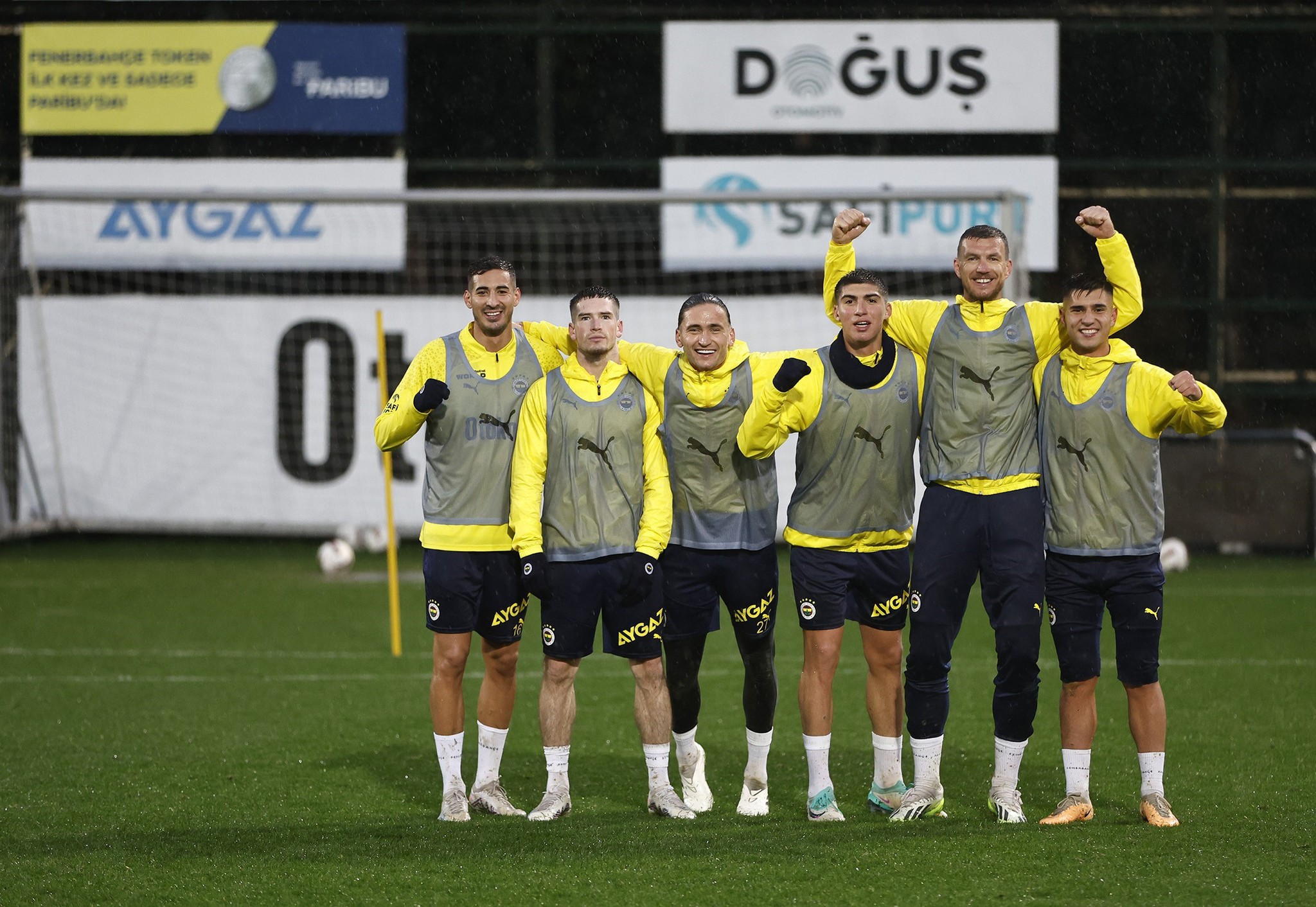 Fenerbahçe’ye sürpriz transfer teklifi! Bu ismi kimse duymamıştı