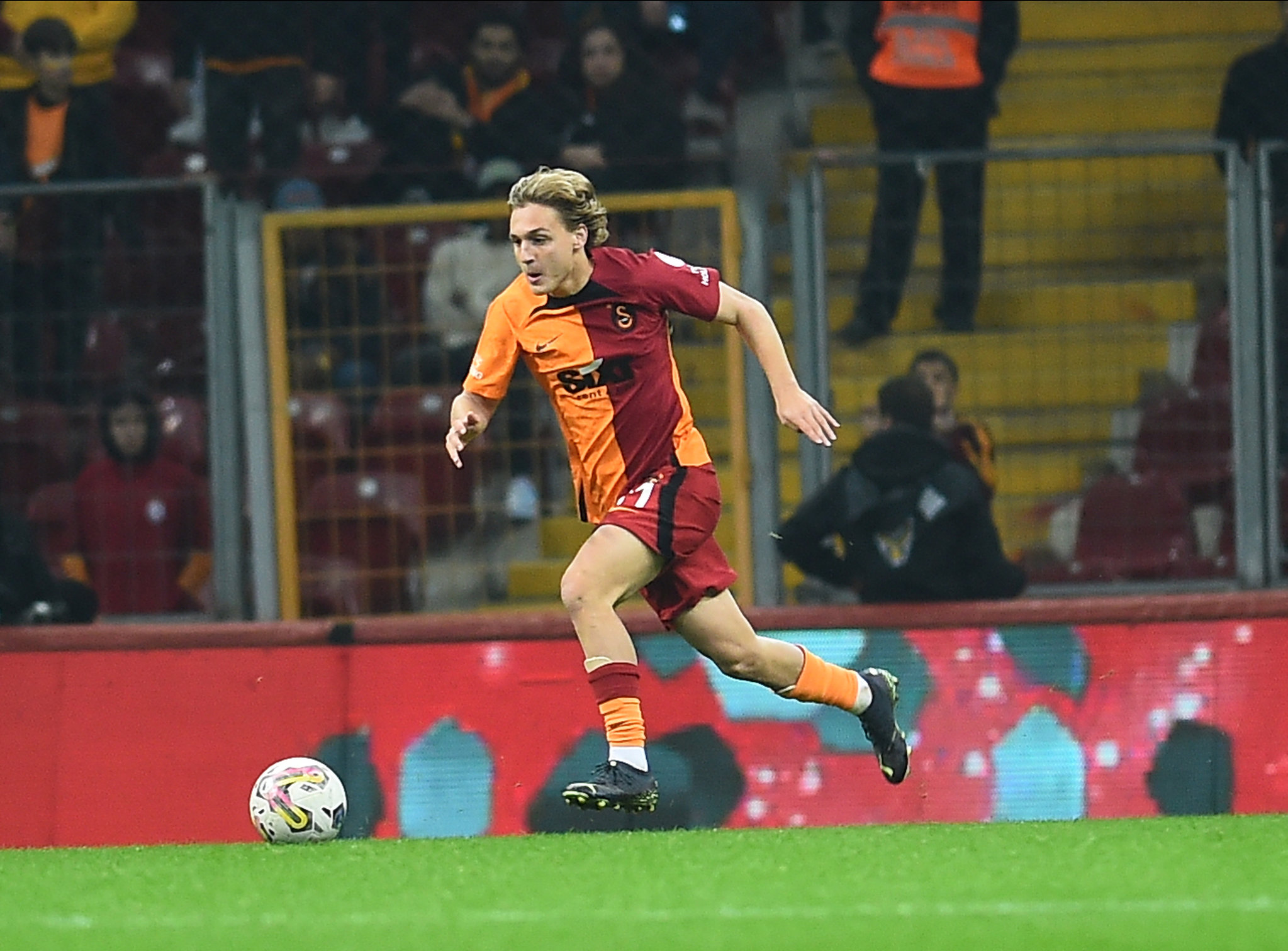 SON DAKİKA! Sözleşmeleri uzatılmadı! Beşiktaş, Fenerbahçe, Galatasaray ve Trabzonspor...