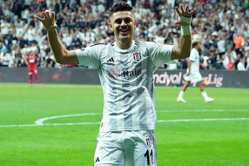 Beşiktaş, Fenerbahçe, Galatasaray’ın gözü onda! Transfer kararı...