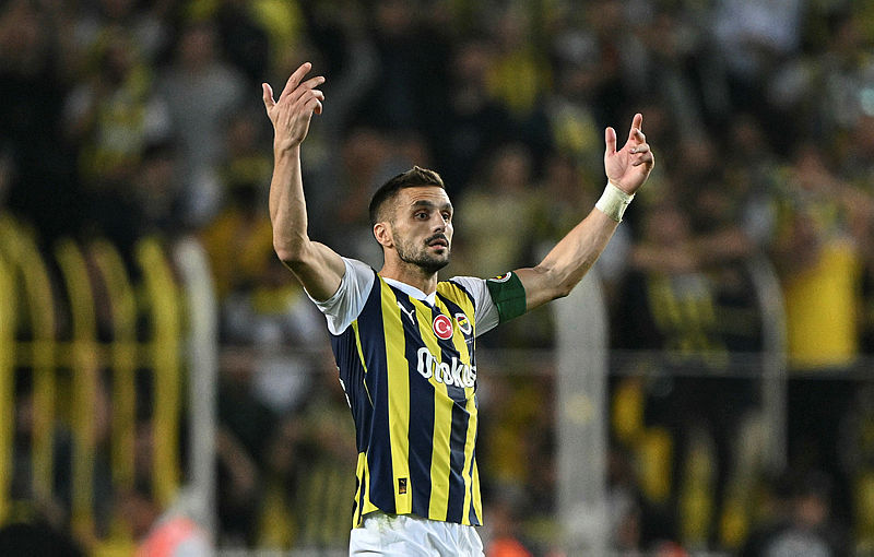 Beşiktaş, Fenerbahçe, Galatasaray’ın gözü onda! Transfer kararı...