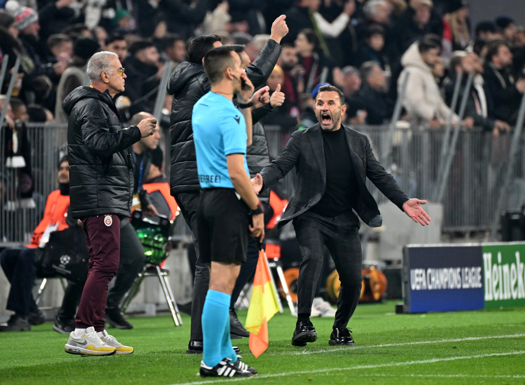 GALATASARAY TRANSFER HABERLERİ: Yıldız isim Okan Buruk’un gözüne girdi!