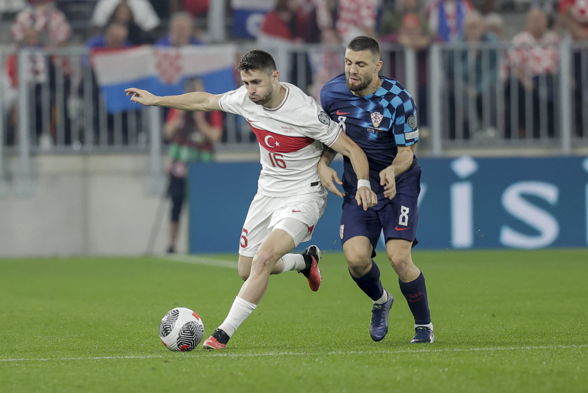 TRANSFER HABERİ - Alman devleri İsmail Yüksek’in peşinde! Milli maçta izlediler