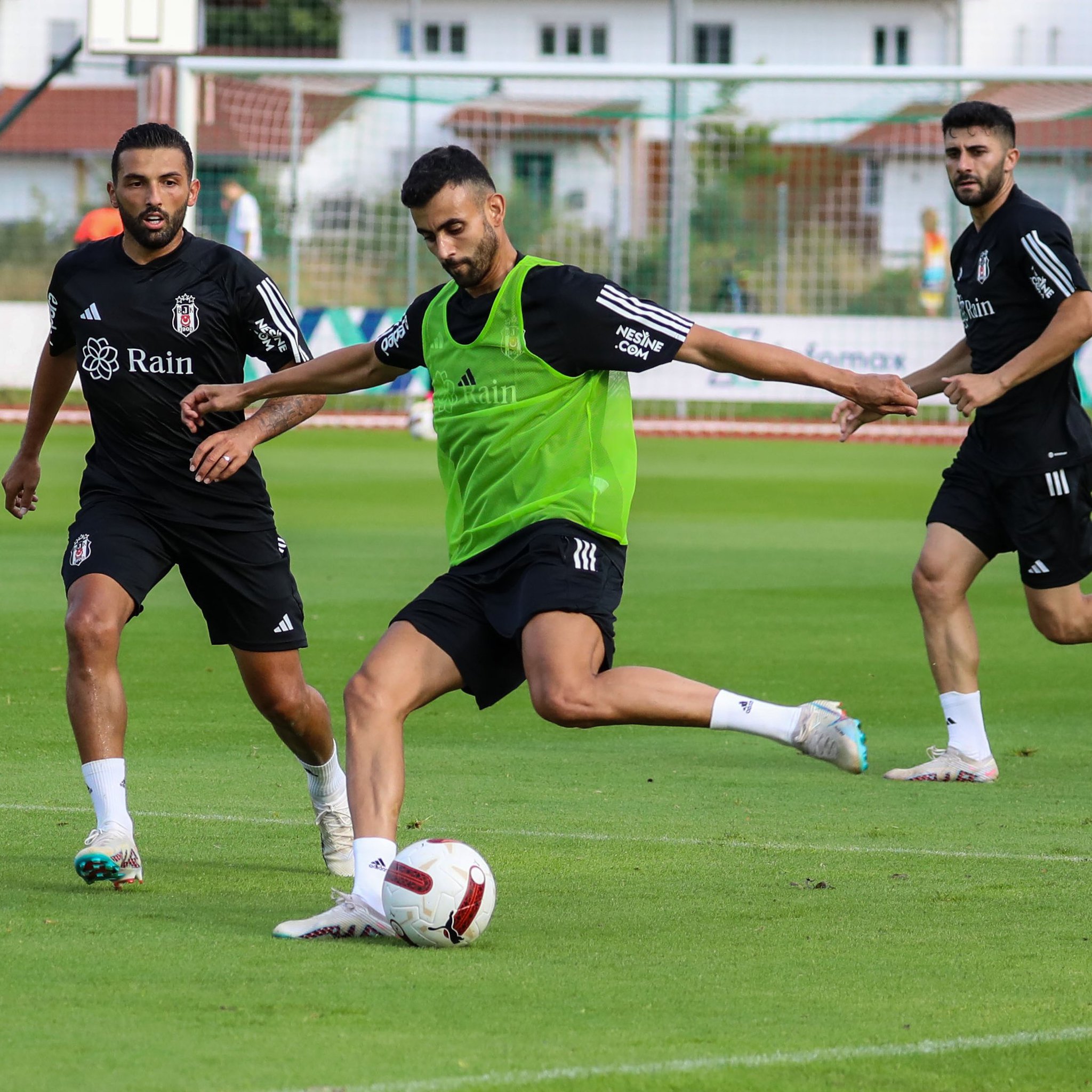 TRANSFER HABERİ: Beşiktaş’ta flaş Rachid Ghezzal gelişmesi! Yollar ayrılıyor mu? | ÖZEL