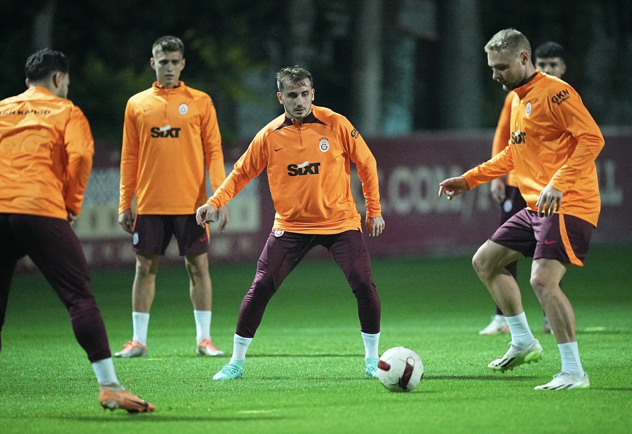 Galatasaray’da Manchester United maçı öncesi büyük endişe!