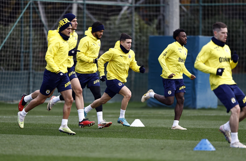 TRANSFER HABERİ - Fenerbahçe Napoli’den kazanmaya devam ediyor! Devre arası...