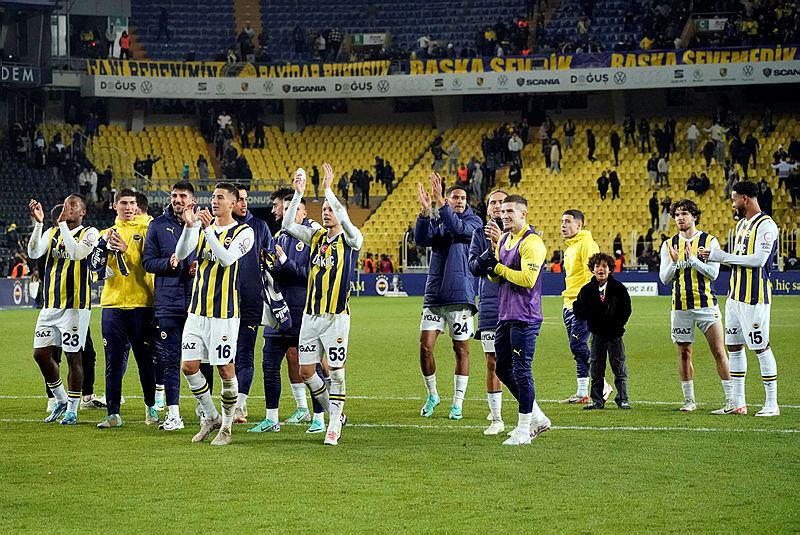 Fenerbahçe’ye transfer müjdesi! O yıldıza İngiltere’den talip var