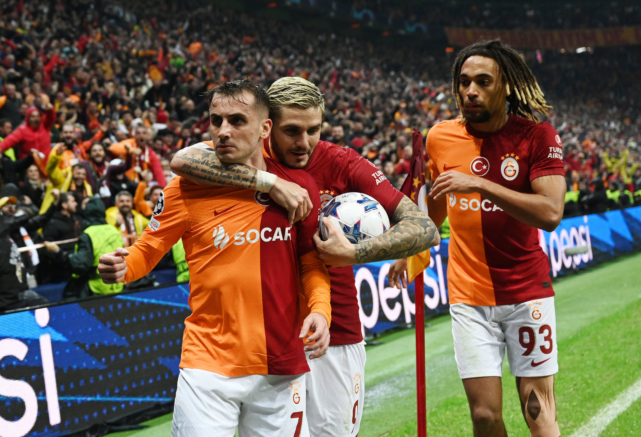 TRANSFER HABERİ: Flaş gelişme! Ünlü sportif direktör Galatasaraylı yıldızı izledi