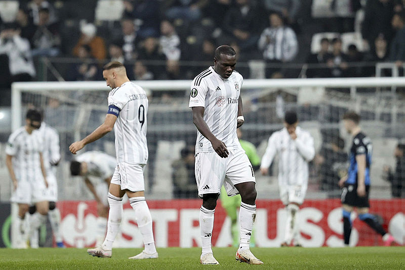 Beşiktaş’ta gündem iç transfer! 7 futbolcu...