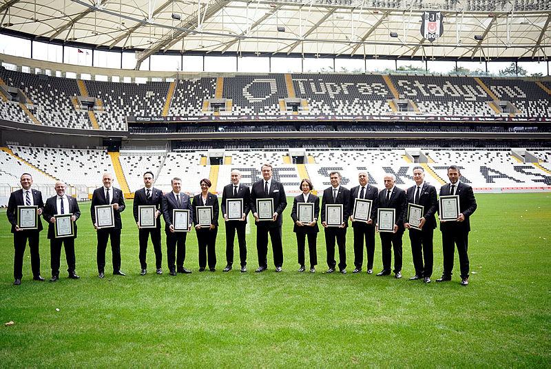 TRANSFER HABERLERİ: Hasan Arat düğmeye bastı! PSG’nin yıldızı Beşiktaş’a