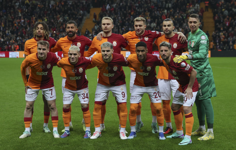 Galatasaray’a çilek geliyor! Okan Buruk yeni yıldızına kavuşuyor