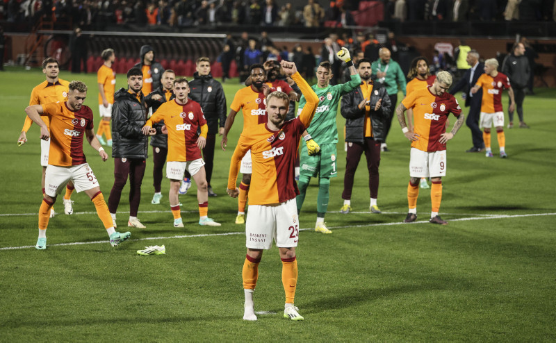 Galatasaray’a çilek geliyor! Okan Buruk yeni yıldızına kavuşuyor