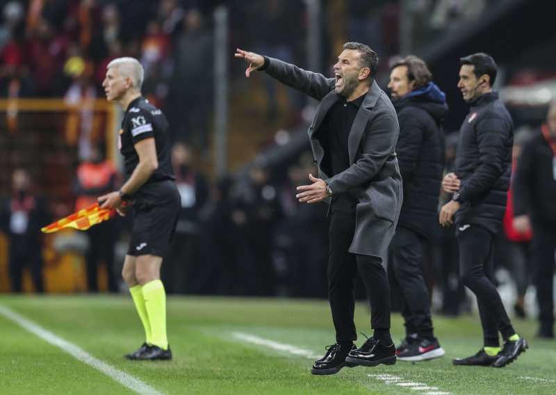 Galatasaray’a çilek geliyor! Okan Buruk yeni yıldızına kavuşuyor