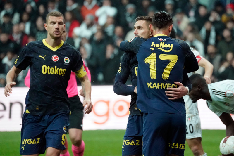 Fenerbahçe liderlik peşinde! İşte İsmail Kartal’ın Spartak Trnava maçı 11’i