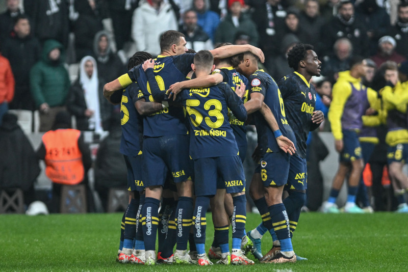 Fenerbahçe liderlik peşinde! İşte İsmail Kartal’ın Spartak Trnava maçı 11’i