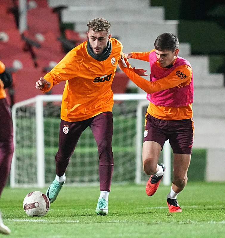 TRANSFER HABERİ - Angelino’nun yerine 4 aday! Galatasaray’ın sol bek listesi ortaya çıktı