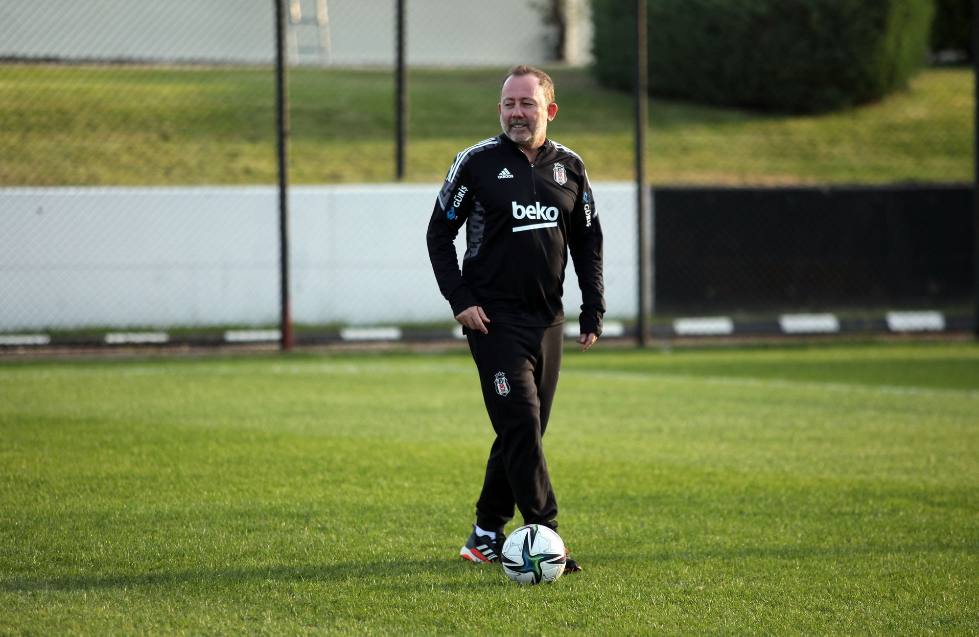 Sergen Yalçın’dan Beşiktaş iddialarına yanıt!