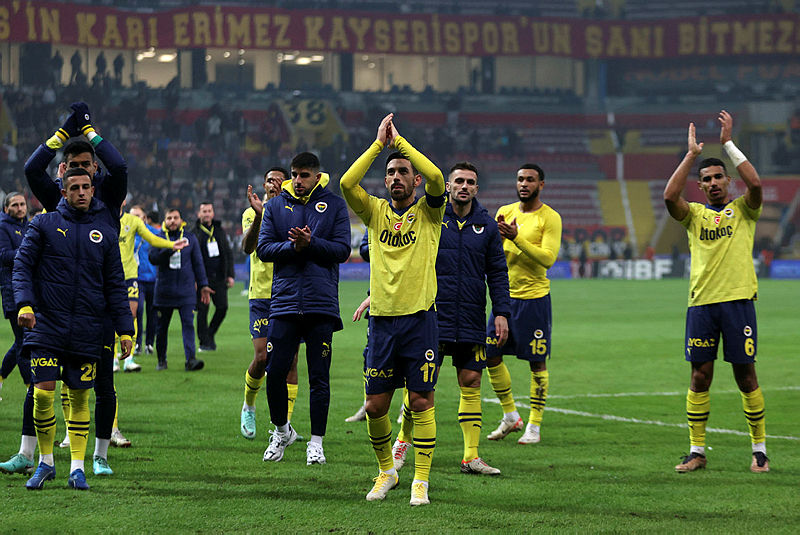 Fenerbahçe’de beklenmedik gelişme! Transferden vazgeçildi