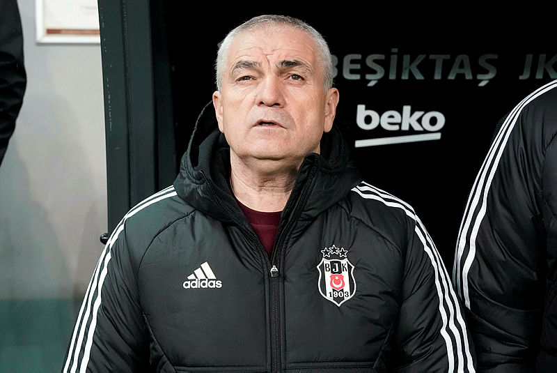 TRANSFER HABERİ: Menajerlerden Beşiktaş’a flaş teknik direktör önerisi!