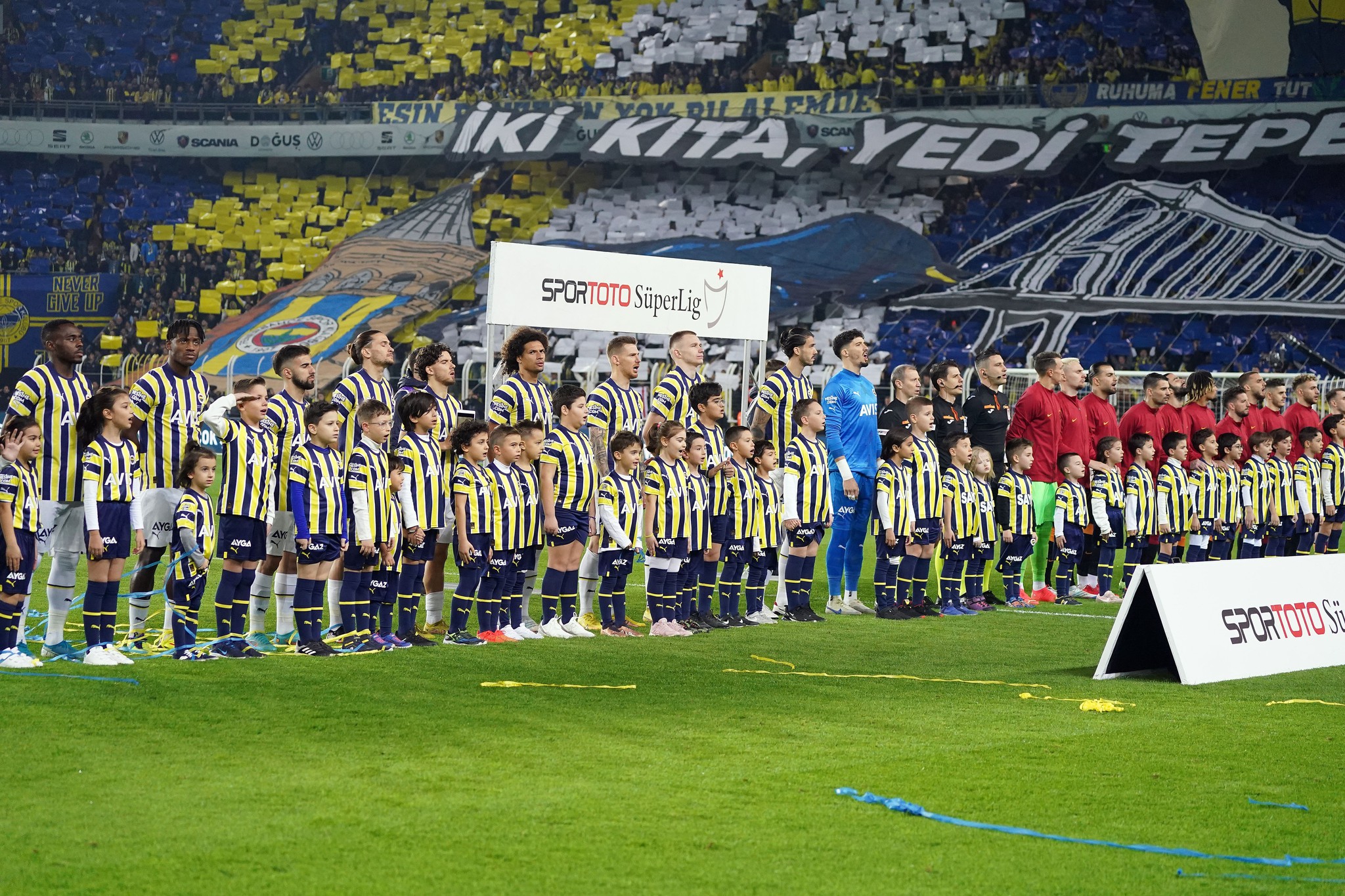 TRANSFER HABERİ | Toplamda 100 milyon Euro ödenmişti! O yıldıza Fenerbahçe talip oldu