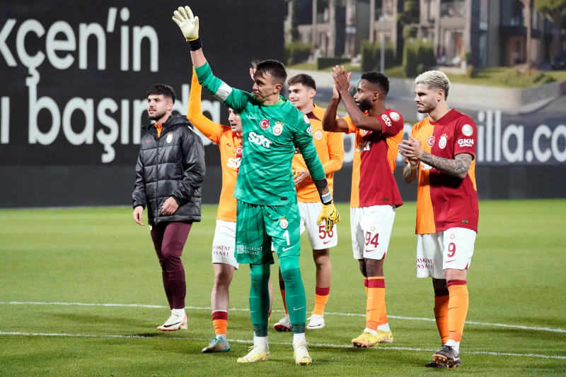 Galatasaray’da 1 ayrılık 1 transfer! Ndombele’nin yerine dünya yıldızı geliyor