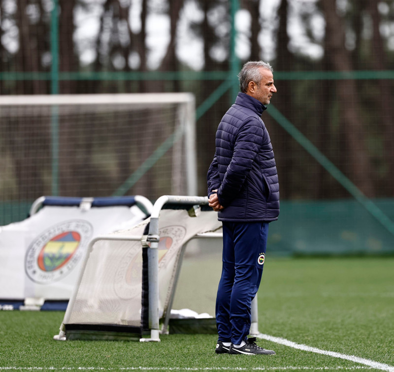 FENERBAHÇE HABERLERİ - Rade Krunic’e sürpriz talip! Transfer savaşında flaş Galatasaray detayı