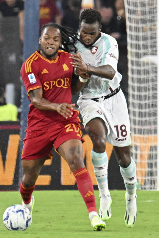 FENERBAHÇE HABERLERİ - Rade Krunic’e sürpriz talip! Transfer savaşında flaş Galatasaray detayı