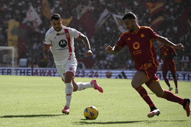 TRANSFER HABERİ - Galatasaray’ın gözdesine bir talip daha çıktı! Peşini bırakmıyorlar