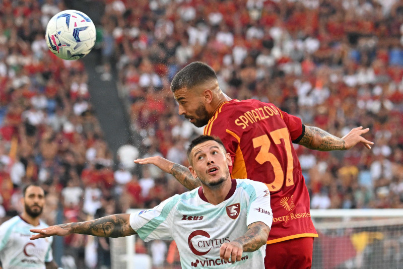 TRANSFER HABERİ - Galatasaray’ın gözdesine bir talip daha çıktı! Peşini bırakmıyorlar