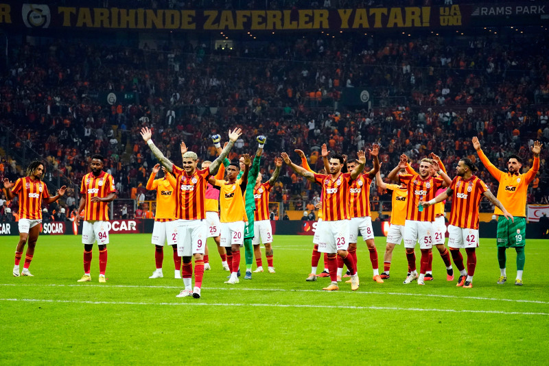 TRANSFER HABERİ - Galatasaray’ın gözdesine bir talip daha çıktı! Peşini bırakmıyorlar
