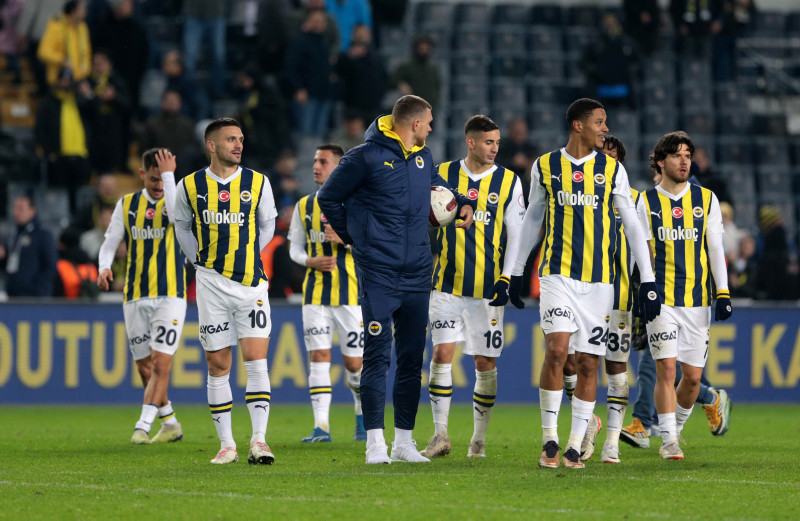 TRANSFER HABERİ - Rade Krunic’te mutlu son! İşte Fenerbahçe’nin yeni teklifi