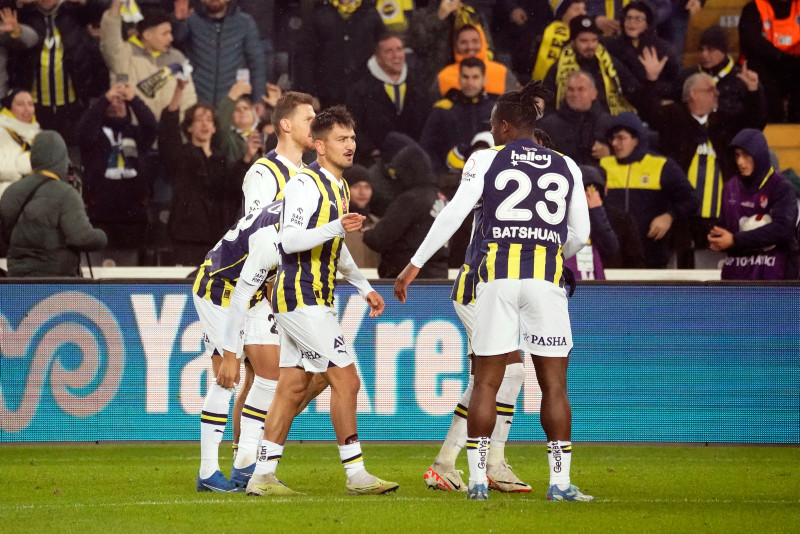 TRANSFER HABERİ - Rade Krunic’te mutlu son! İşte Fenerbahçe’nin yeni teklifi