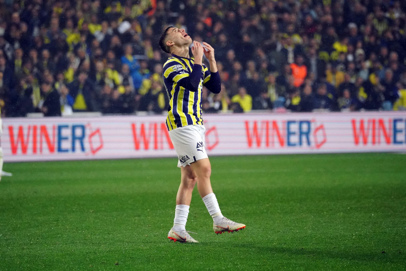 FENERBAHÇE TRANSFER HABERLERİ: Ve karar çıktı! O isimle yollar ayrılıyor