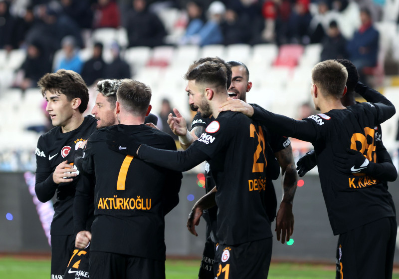 Galatasaray telafi peşinde! İşte Okan Buruk’un Kayserispor maçı muhtemel 11’i