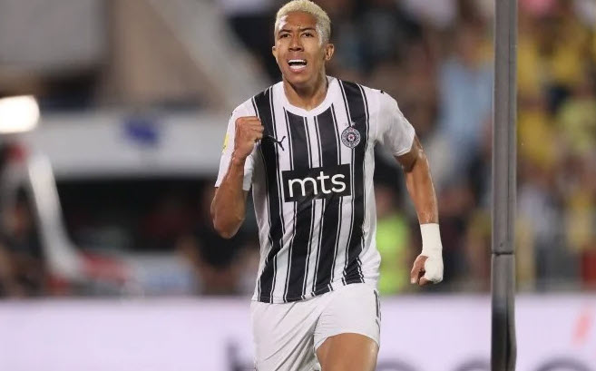 Transferin gözdesiydi! İtalyan devi Fenerbahçe’ye rakip oldu