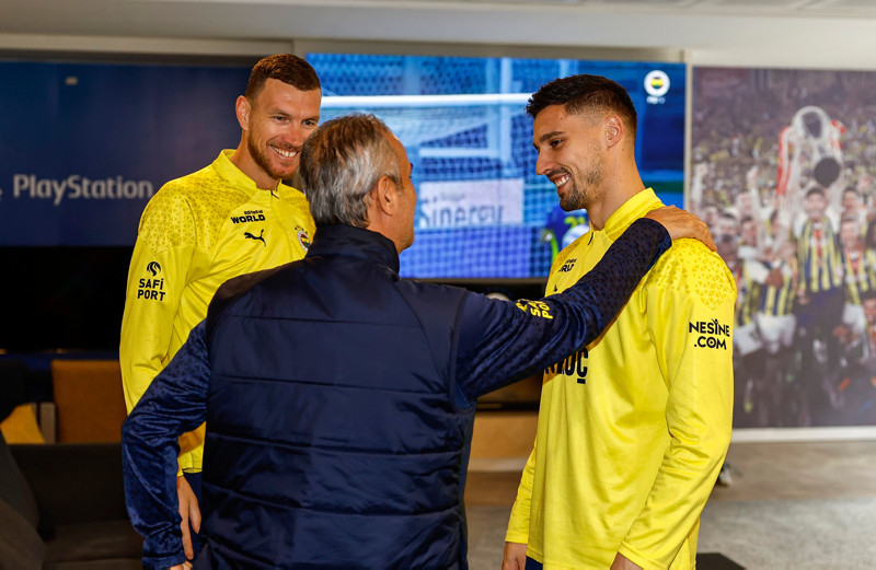 Transferin gözdesiydi! İtalyan devi Fenerbahçe’ye rakip oldu