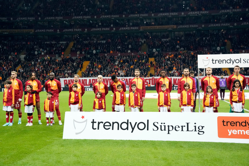 Galatasaray’a transfer müjdesi! ’Takımdan ayrılacak’