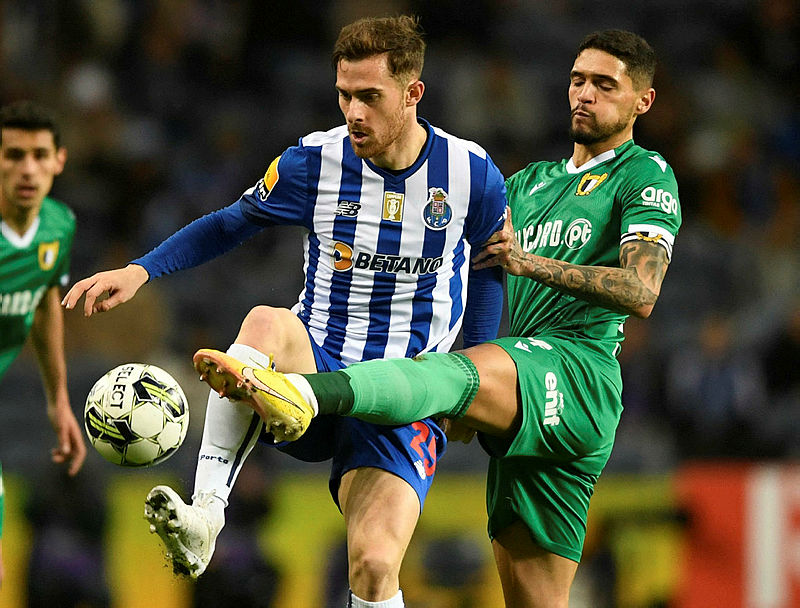 TRANSFER HABERİ | Fernando Santos özel olarak istedi yönetim harekete geçti! Beşiktaş’a Brezilyalı stoper