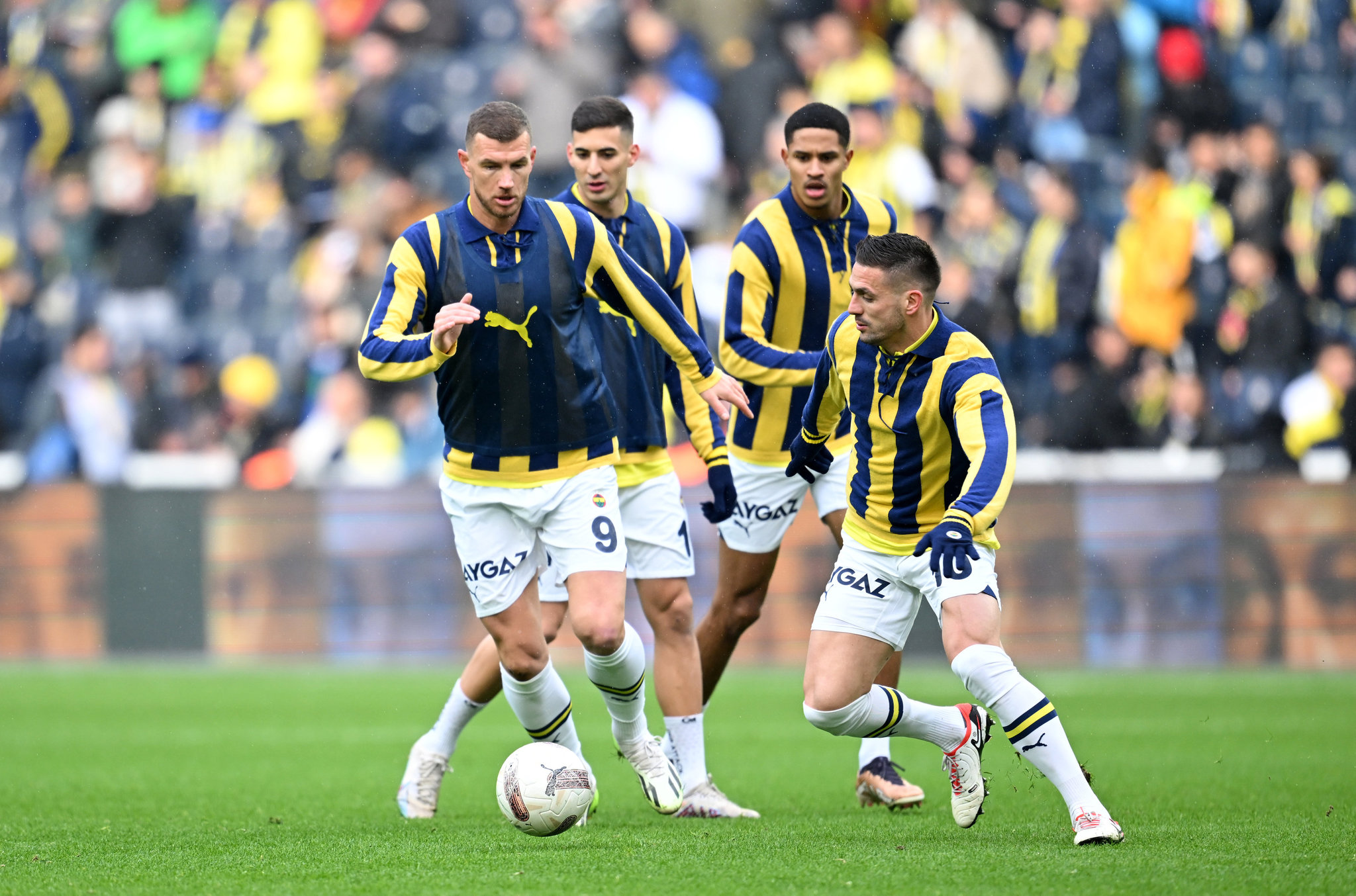 TRANSFER HABERİ: Fenerbahçe istiyordu! Tam 10 hafta sahalardan uzak kalacak