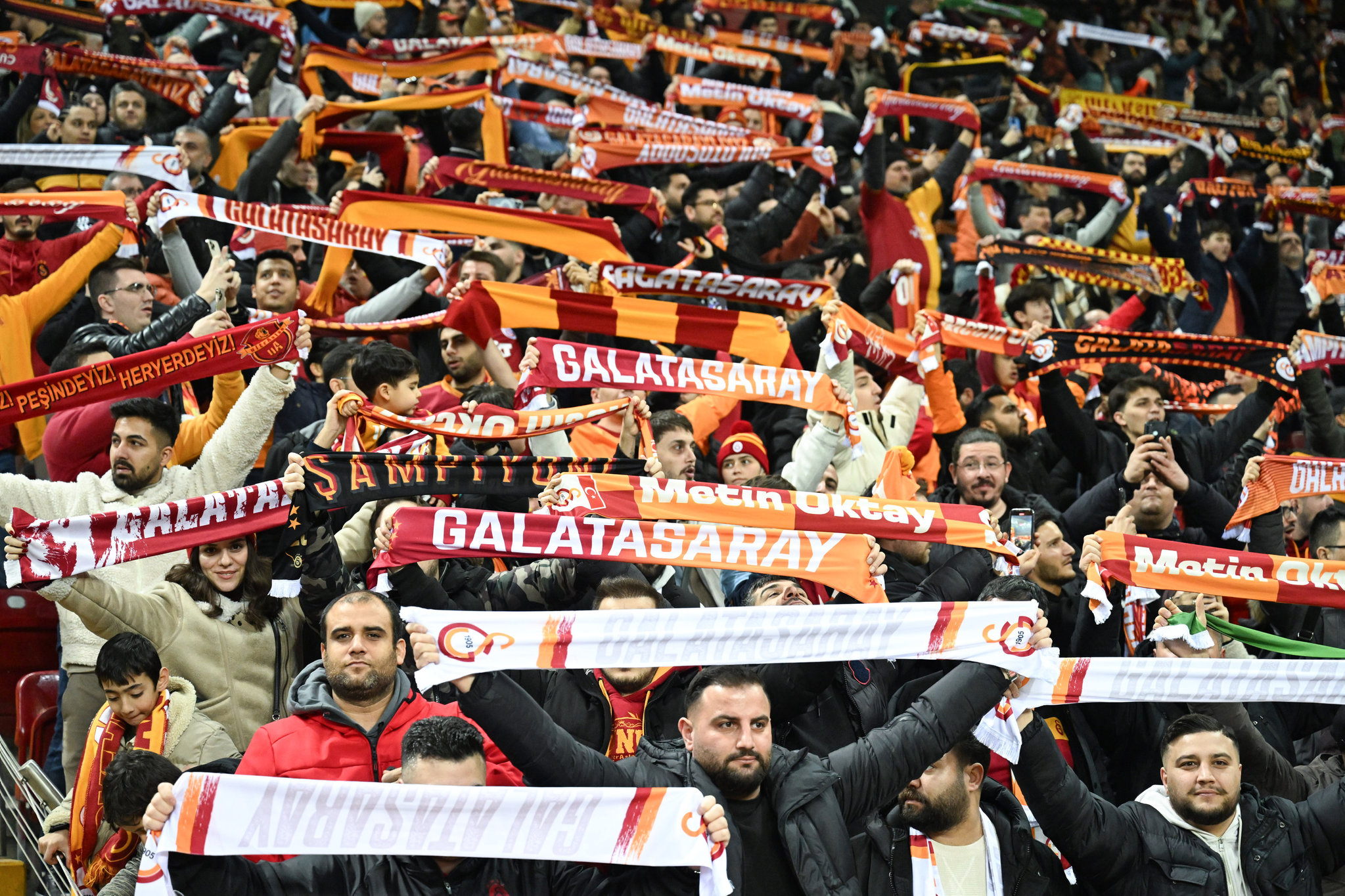 Transferdeki sessizlik bitiyor! Galatasaray’ın yeni yıldızı Borussia Dortmund’dan geliyor