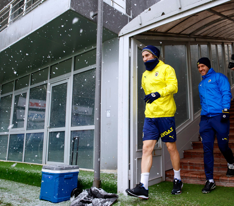 TRANSFER HABERİ - Sözleşmesini feshetti! Fenerbahçe’ye dönüyor