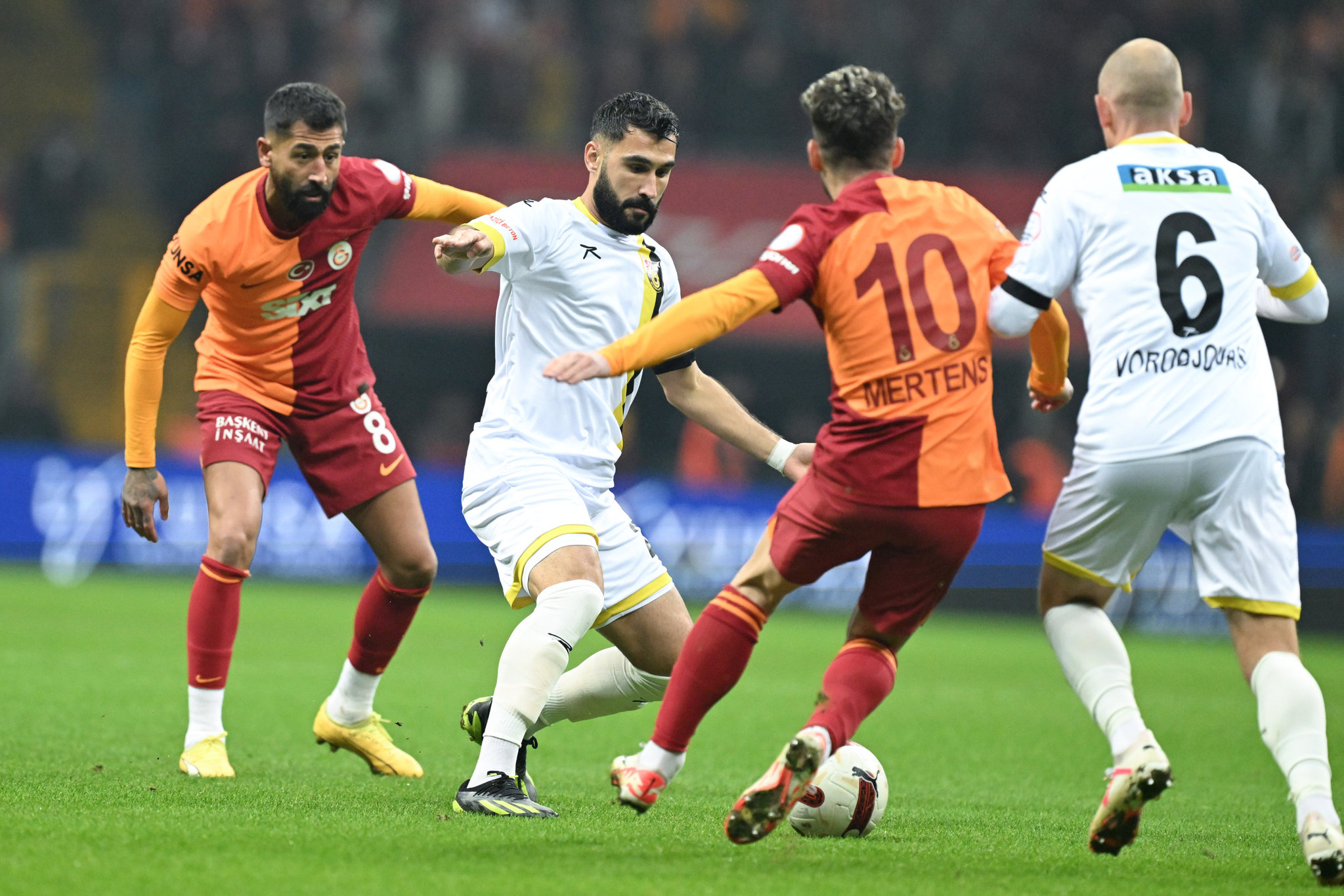 Galatasaray’da Gaziantep FK maçı öncesi büyük tehlike!