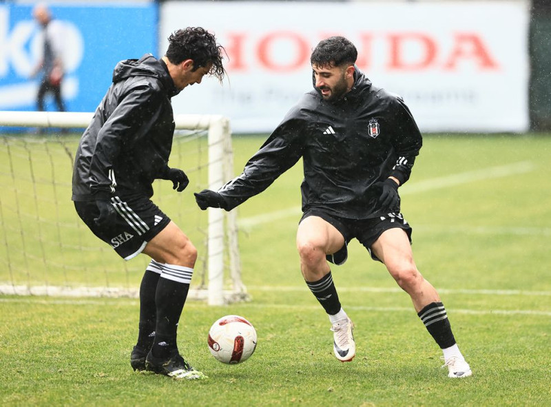 TRANSFER HABERİ - Beşiktaş savunmaya duvar örüyor! Fernando Santos için gelecek