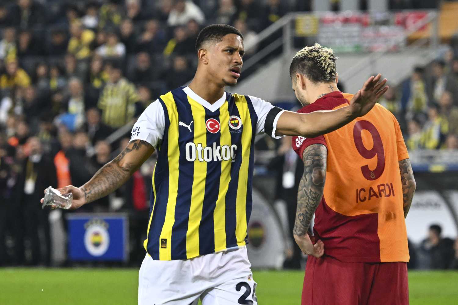 TRANSFER HABERİ - Fenerbahçe’ye 20 milyon Euro’luk dev teklif! İtalyan ekibi gözünü kararttı