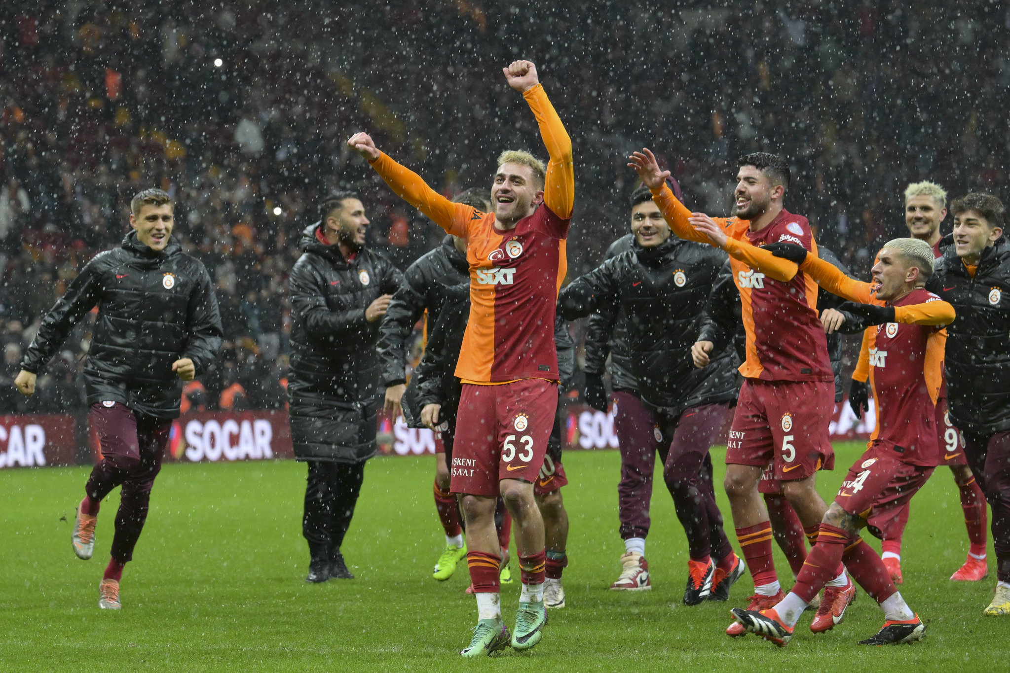 Galatasaray’a süper sağ bek! Premier Lig’den Sacha Boey’in yerini doldurmaya geliyor