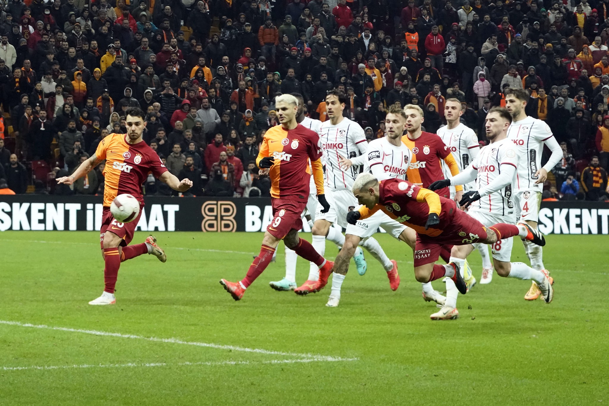 TRANSFER HABERİ: Dybala Galatasaray’a gidecek mi? İtalyanlar açıkladı!