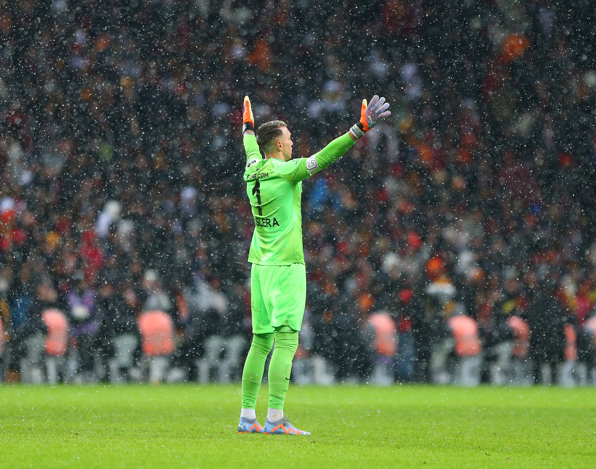 Galatasaray’dan sürpriz Fernando Muslera kararı! Takımda kalacak mı?