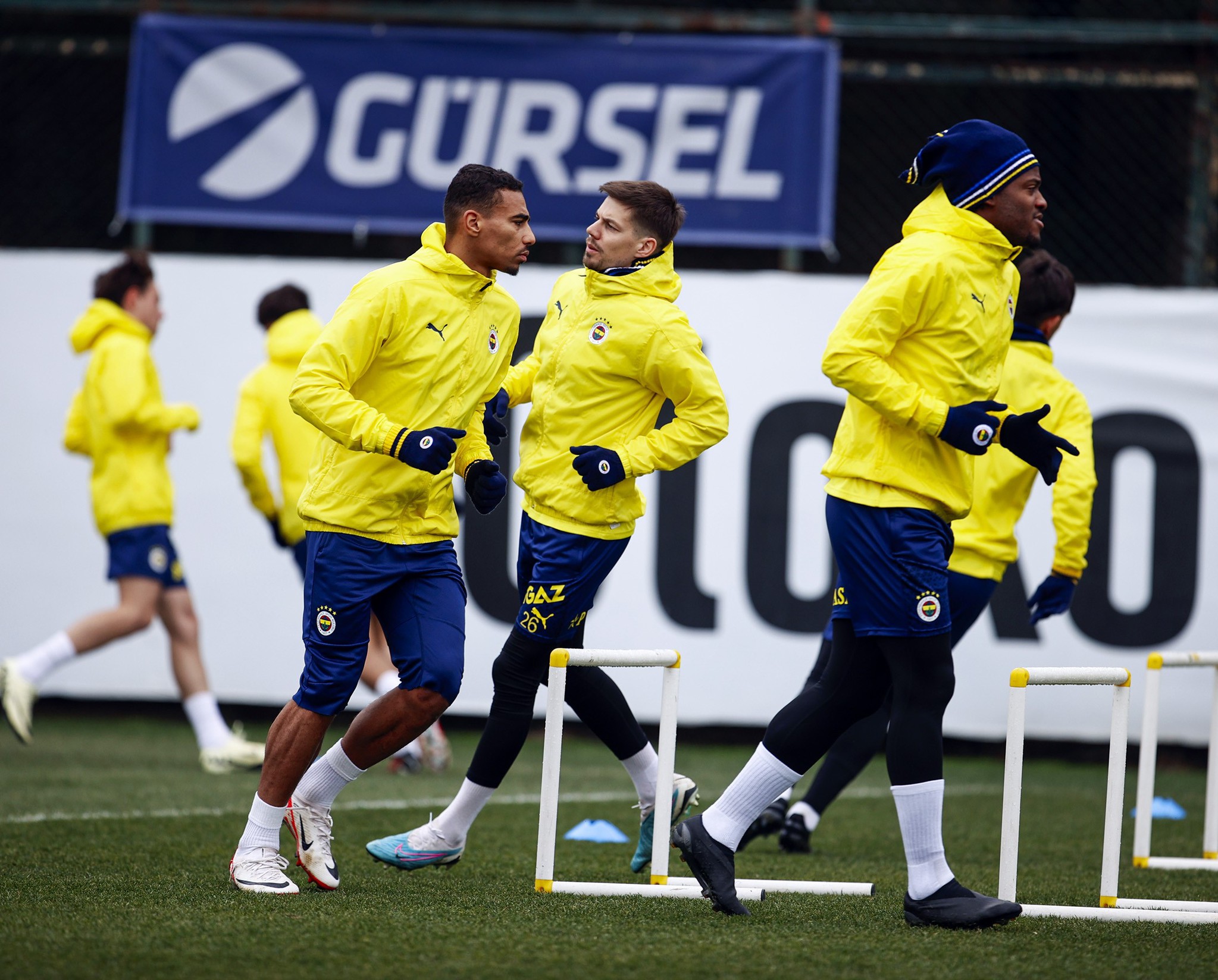 Fenerbahçe’de büyük endişe! 2 oyuncu...