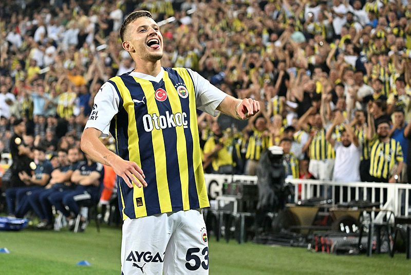 FENERBAHÇE HABERLERİ: Szymanski’nin düşüşünün nedeni belli oldu! Dikkat çeken detay...