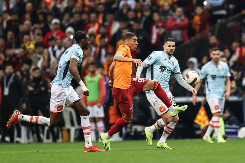 Galatasaray Avrupa sahnesinde! İşte Okan Buruk’un Sparta Prag maçı muhtemel 11’i