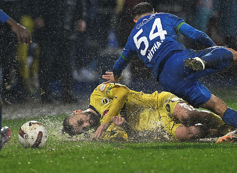 Fenerbahçe’den sürpriz transfer hamlesi! Çaykur Rizespor maçı sonrası listeyi iletti